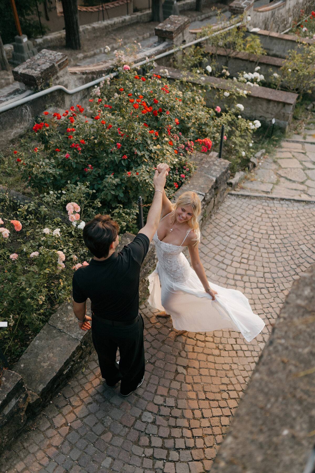 florence-italy-sunset-engagement-photos-47