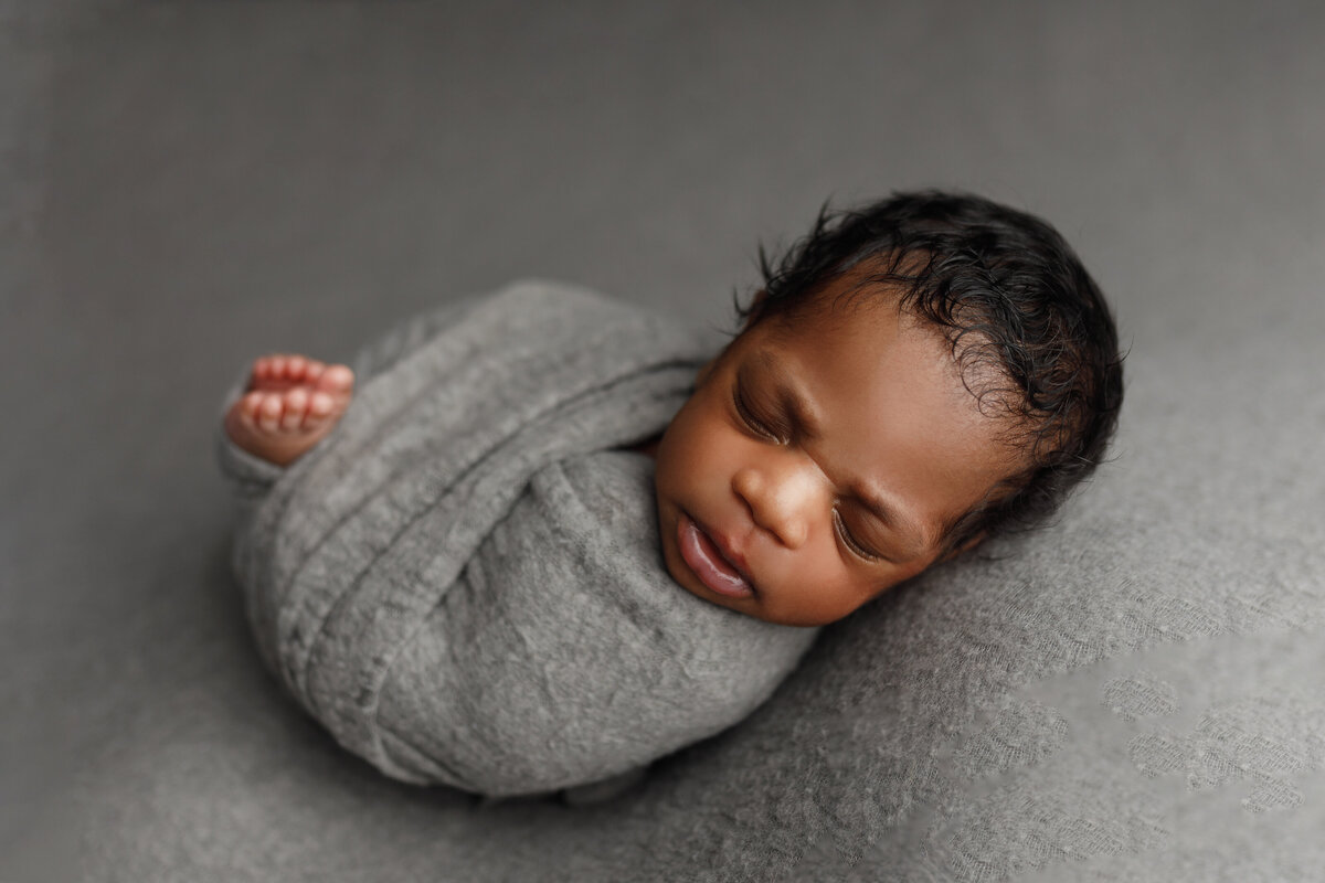 McDonough newborn photographer, Atlanta Newborn Photographer, Fayetteville newborn Photographer, Peachtree city newborn photographer, Hampton ga newborn photographer, marietta ga newborn photographer