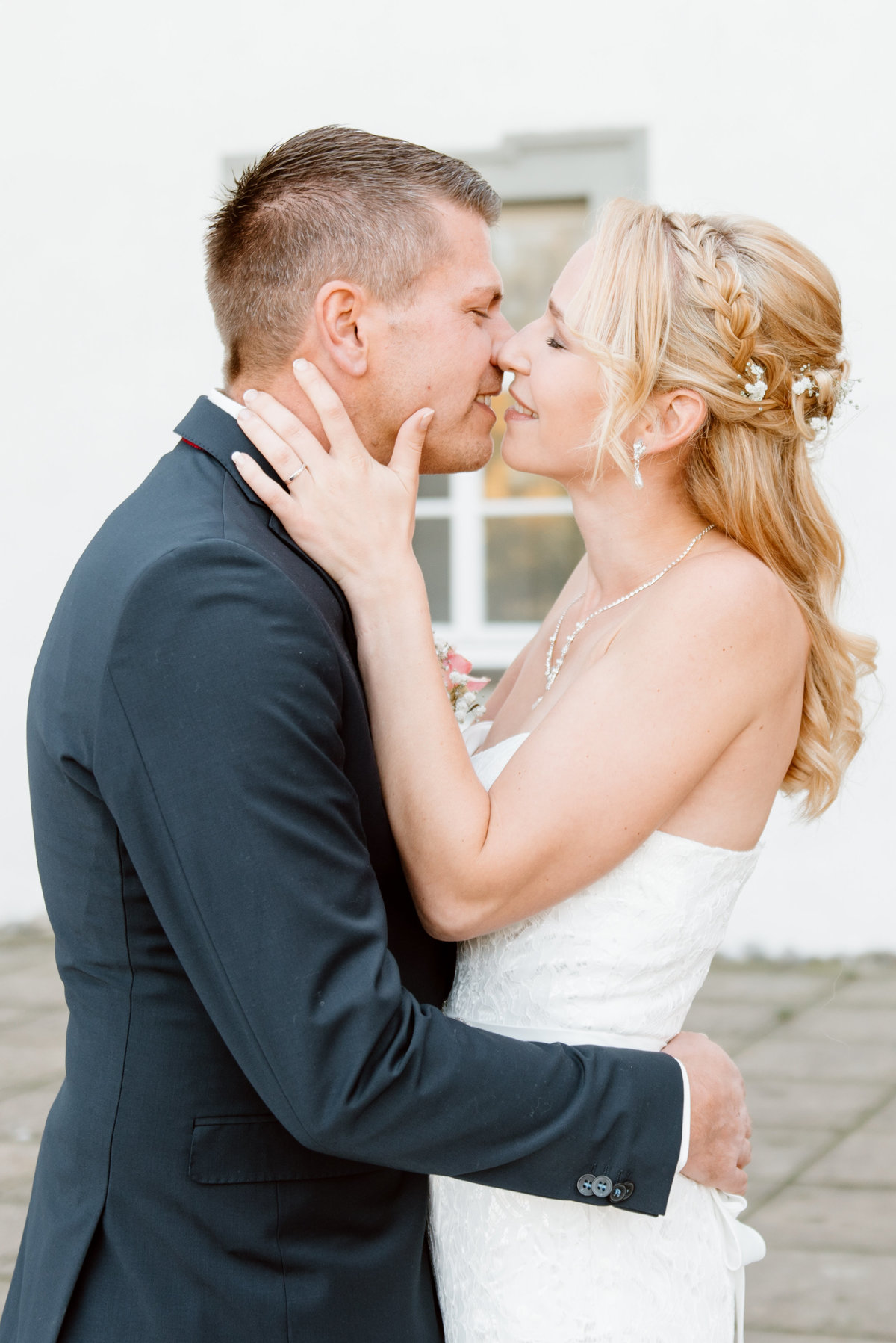 Leonie Leder | Hochzeitsfotografin aus Leidenschaft | Hochzeitsportraits - Hochzeitsreportage - Engagement - Verlobung - After Wedding | Augsburg Ulm Bayern Allgäu München