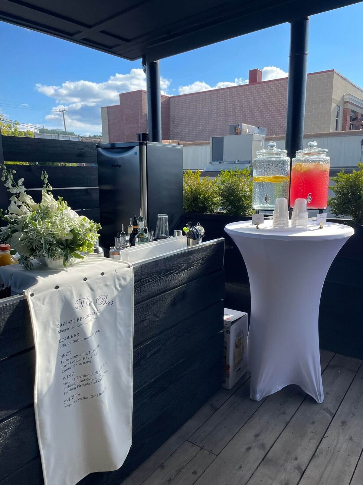 mobile_bar_ontario_hire_bartenders_event_wedding_bachelorette_party (21)