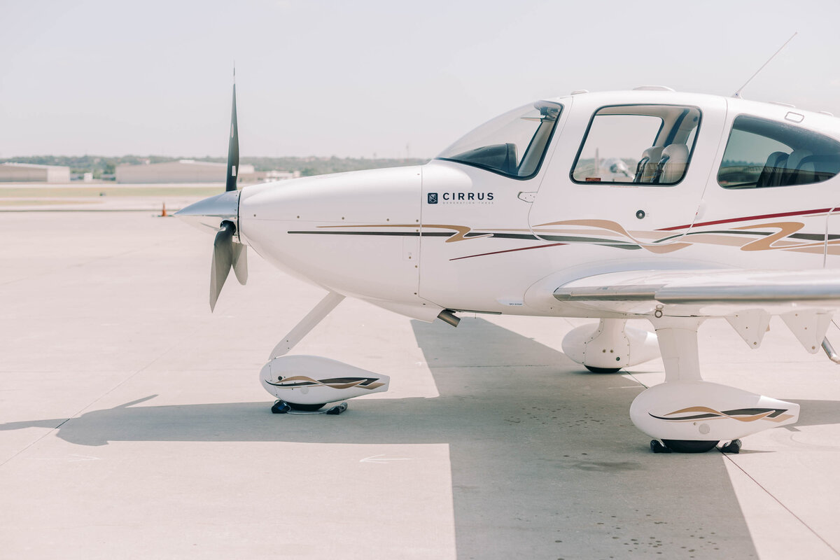 Texas-San-Antonio-Austin-Houston-Wedding-Photographer-Engagement-AJ-Private-Plane-Pilot_0054