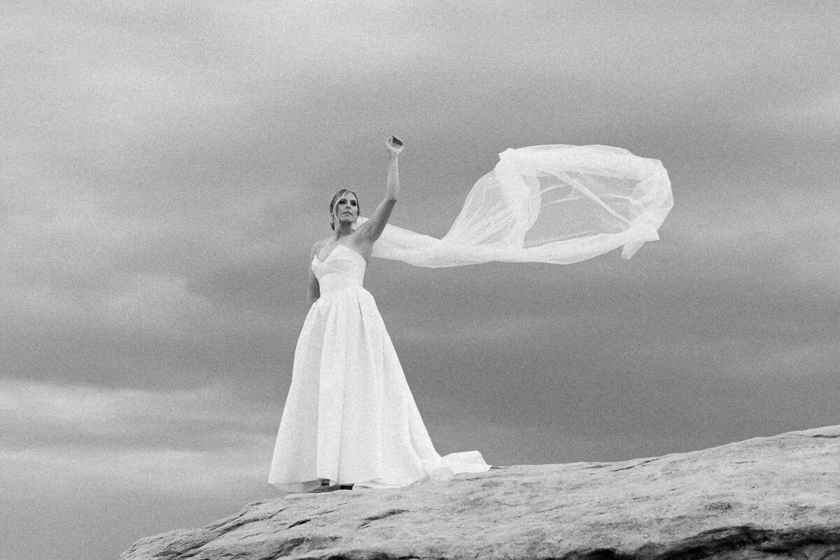 dead-horse-point-state-park-bridal-wedding-photographer-moab-utah-james-stokes_E22