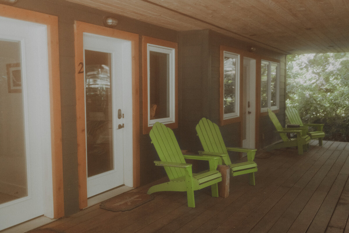 Sleepy Bear Guest House Airbnb Photography Session Ucluelet British Columbia 45543