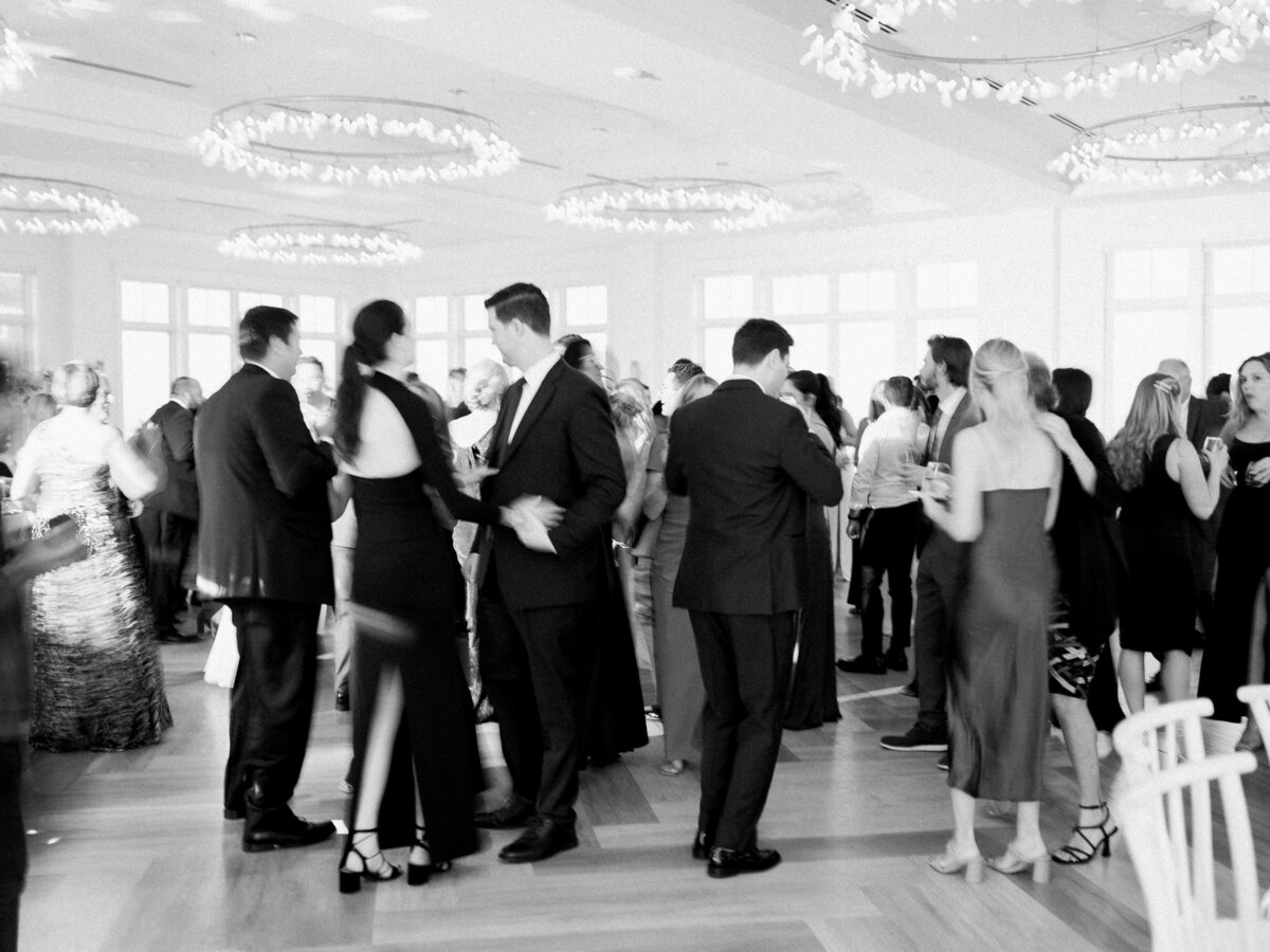 Courtney Linden Dueppengiesser Photography Fine Art Wedding and Portrait Photographer East Coast Worldwide Luxury Light Airy CourtneyDueppengiesser_CapeCodWedding_61