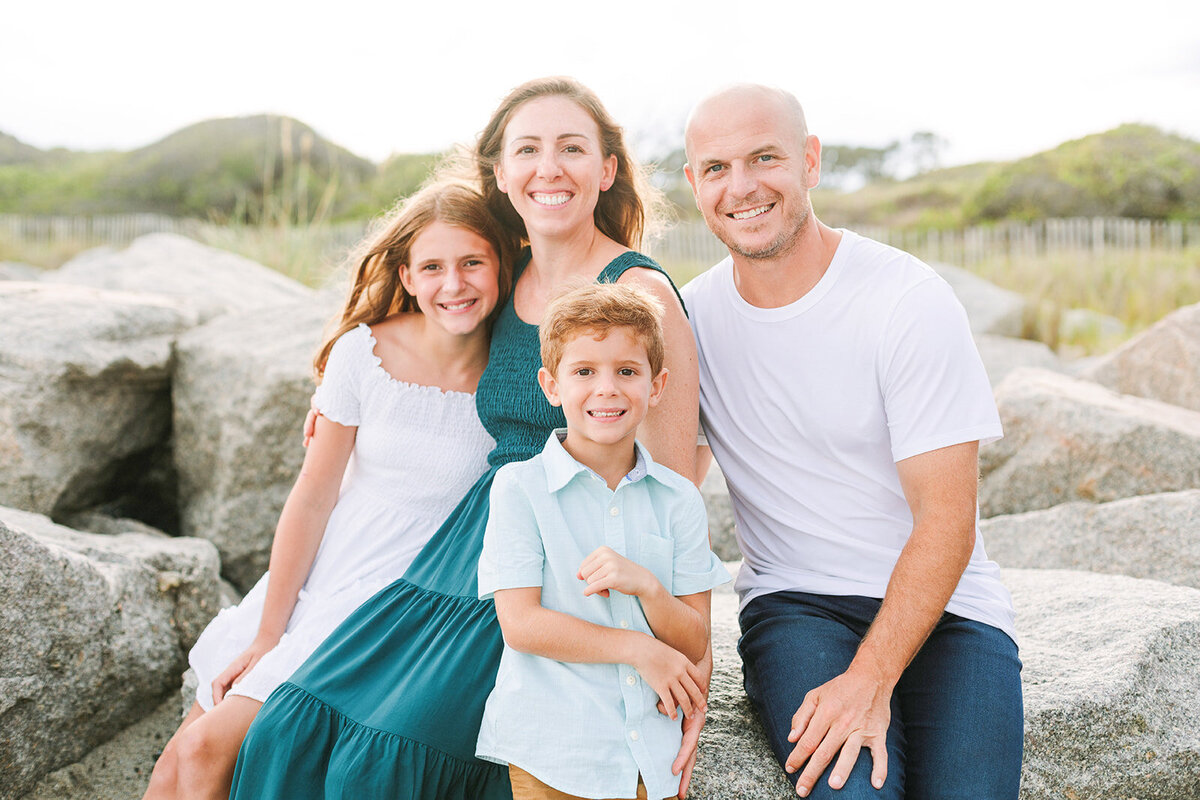 JCranePhotography_FamilyPhotographer_BeachMinis004