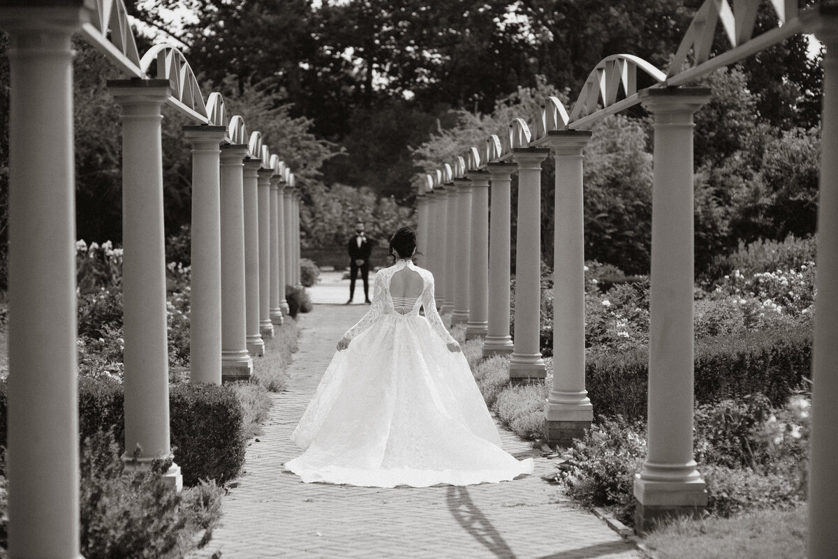groom kissing brides hand