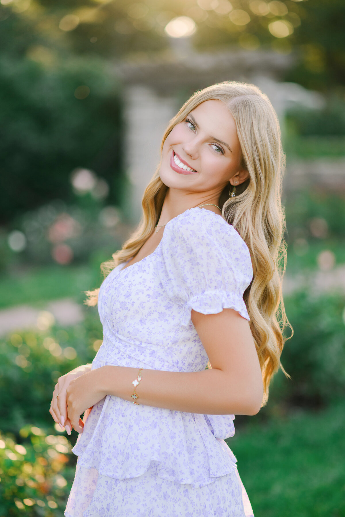 Kansas City Senior Pictures at a park
