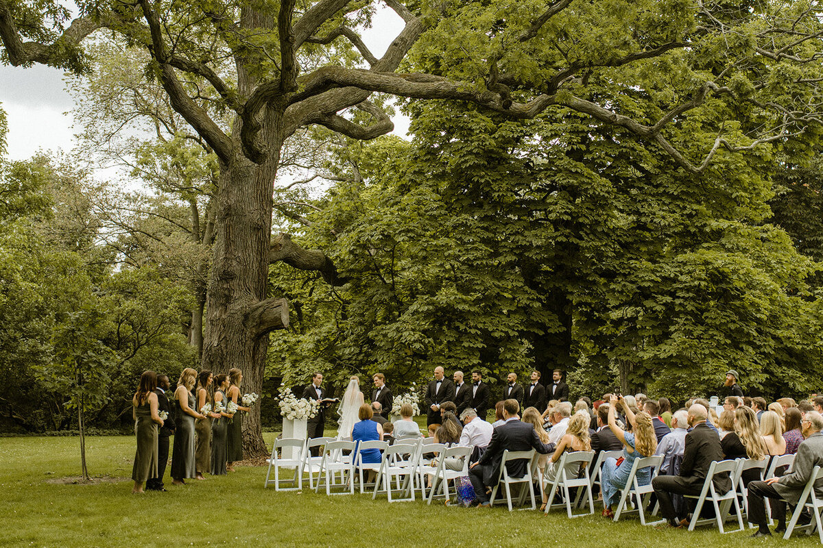 toronto-downtown-spadina-museum-the-great-hall-wedding-couples-session-summer-torontovibes-romantic-whimsical-artsty-indie-movie-505