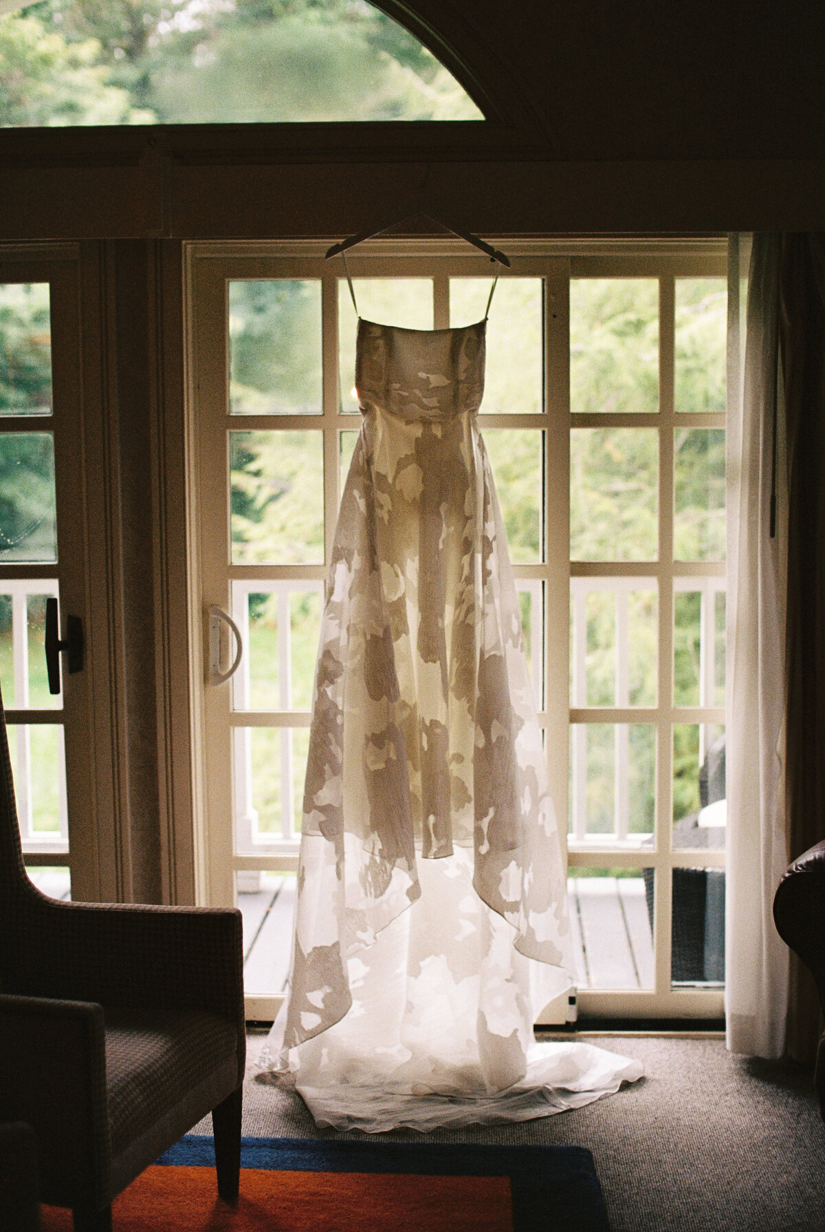 wedding dress