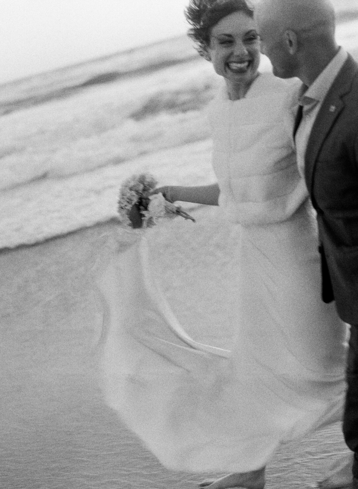Real-Genuine-Wedding-Moments-Lance-Nicoll-93