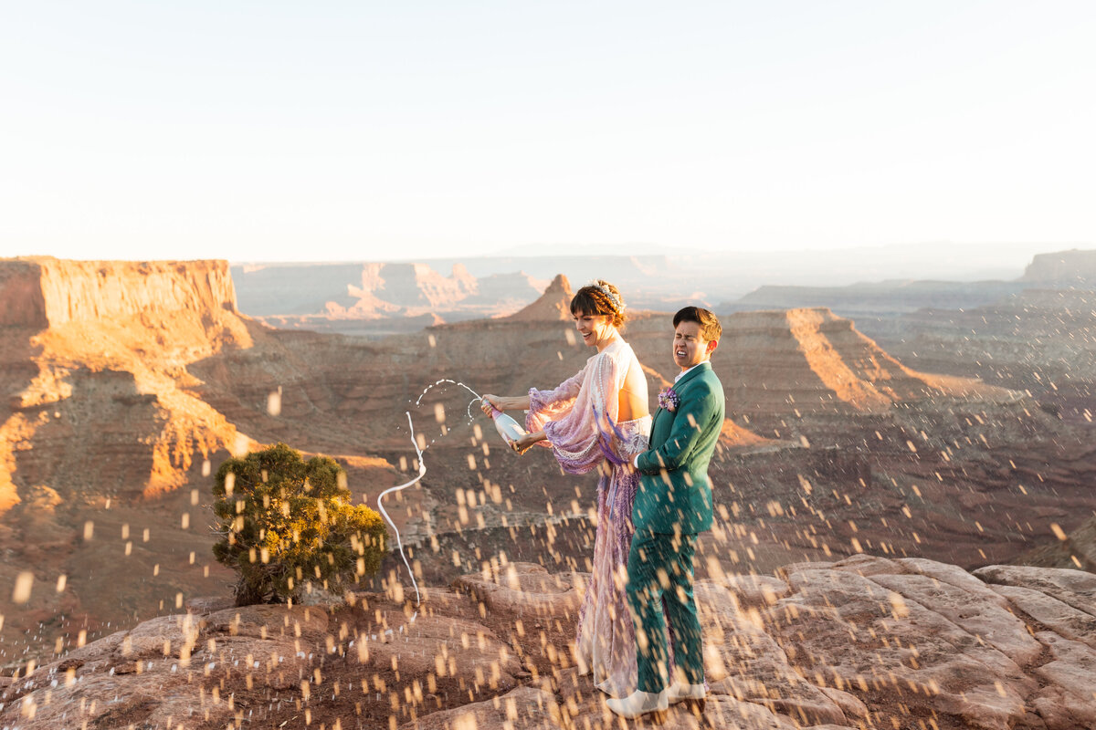 Marlboropoint_Elopement_Moab_Josie_Jackie-100