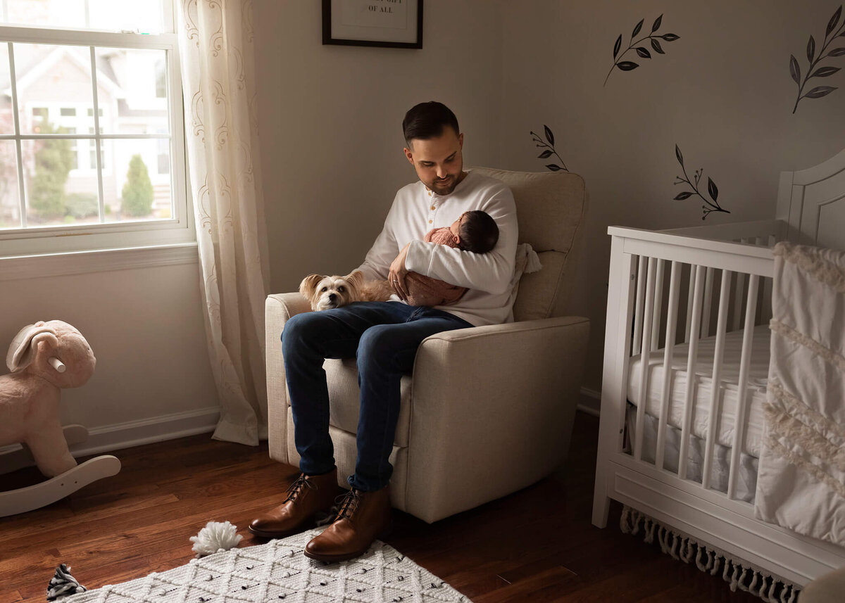 NJ Newborn photos of dad with his new little girl