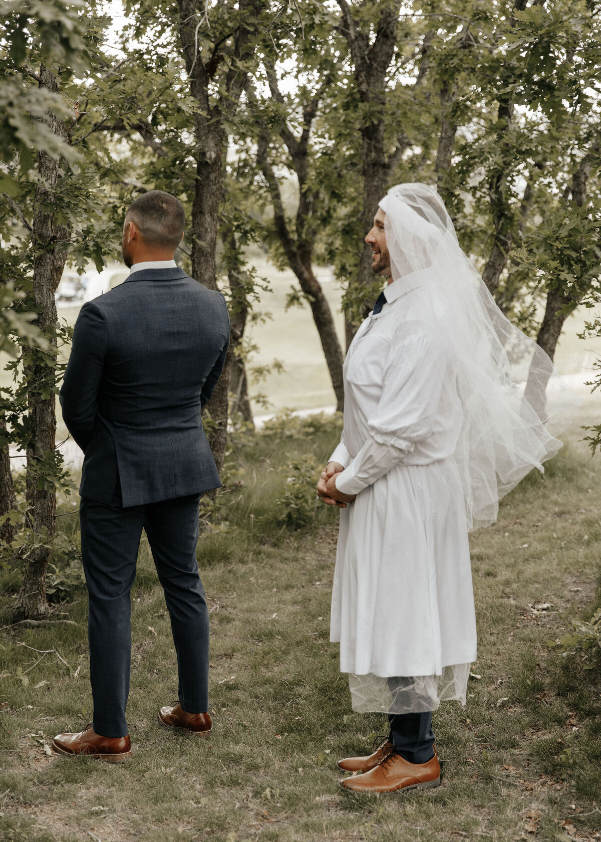 Amberlyn&Ben-GettingReady-71