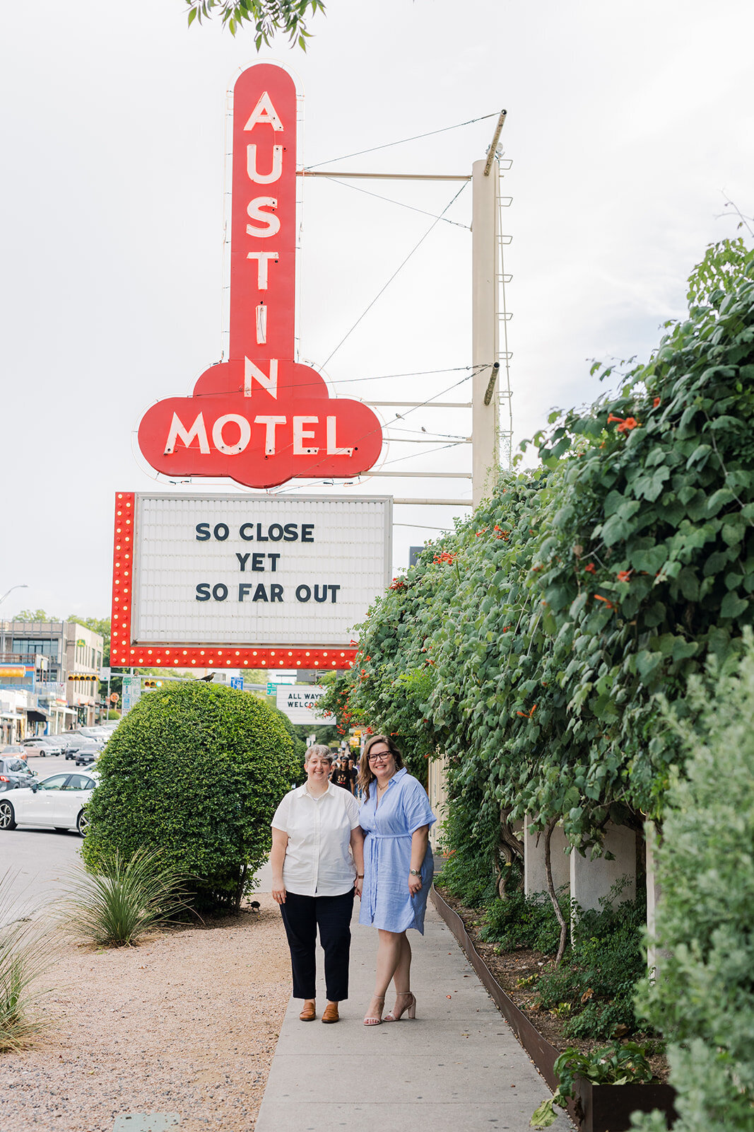 south_congress_colorful_engagement_photos14