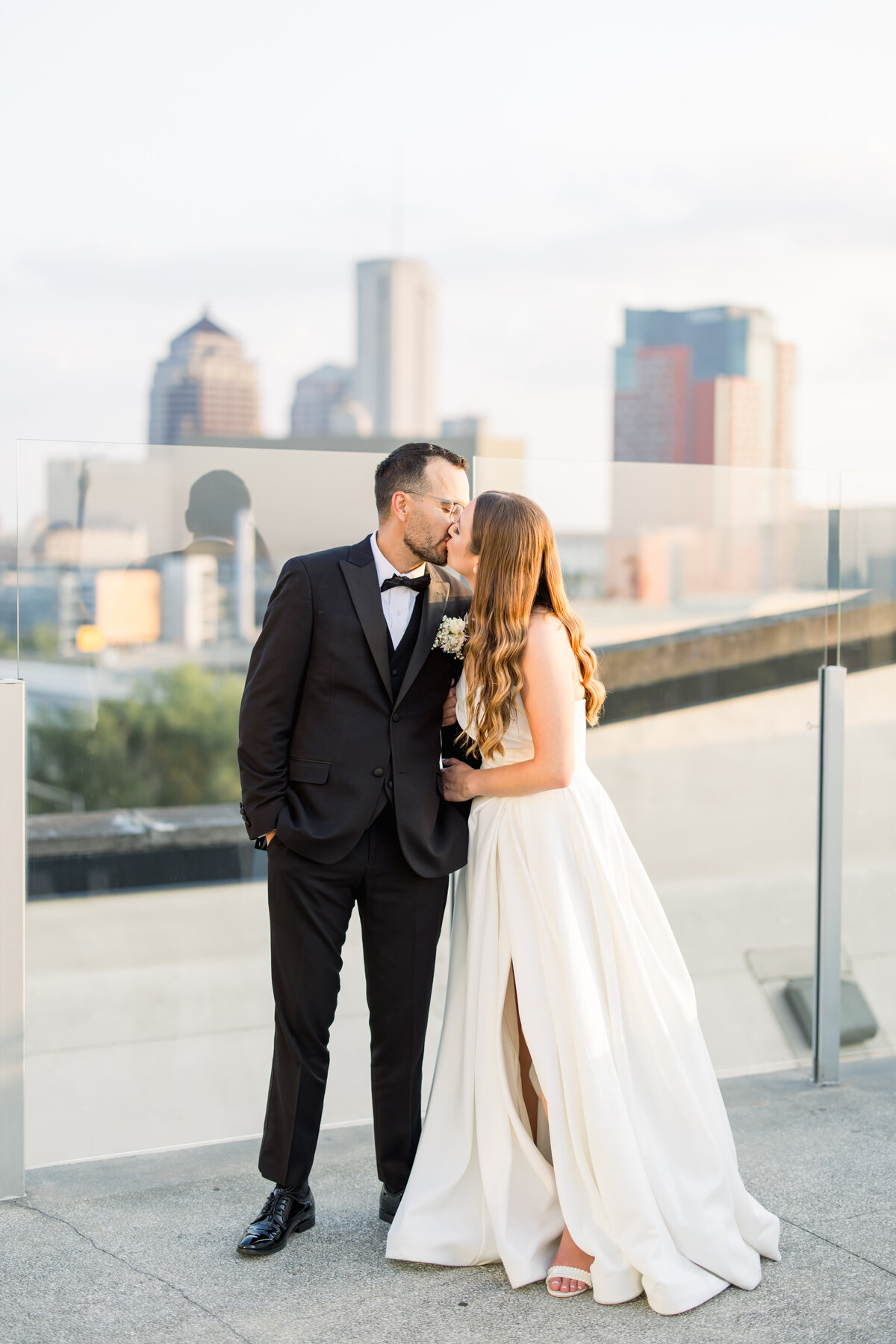 Luxury rooftop wedding at Revery North 4th Corridor in Columbus Ohio