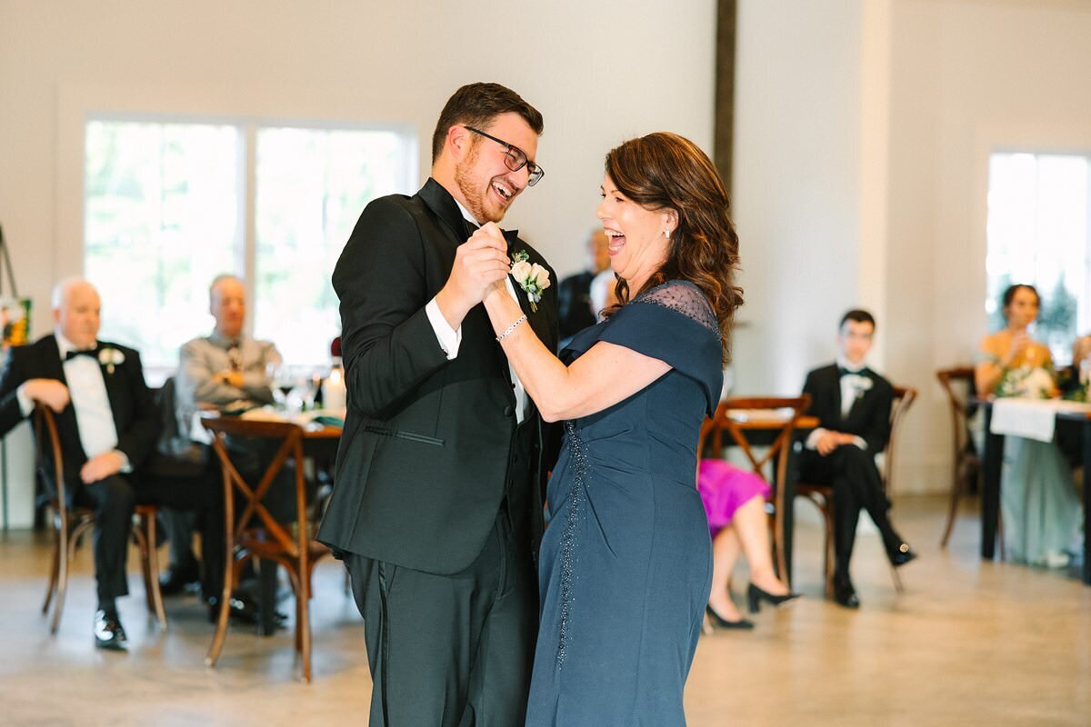 Bride and Groom Wedding Portaits Kelynn and Mathew Evansville Owensboro367