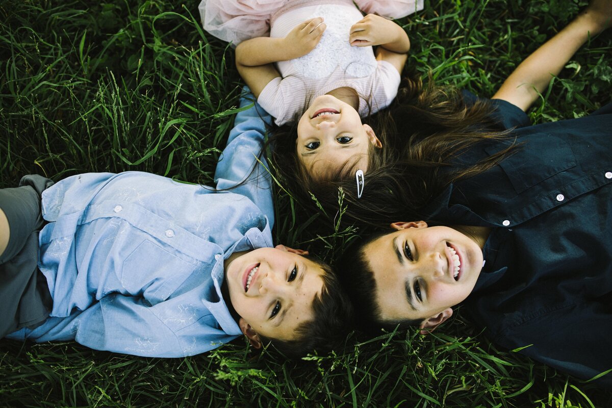 family-iowa-outdoor-infant-lifestyle-0018