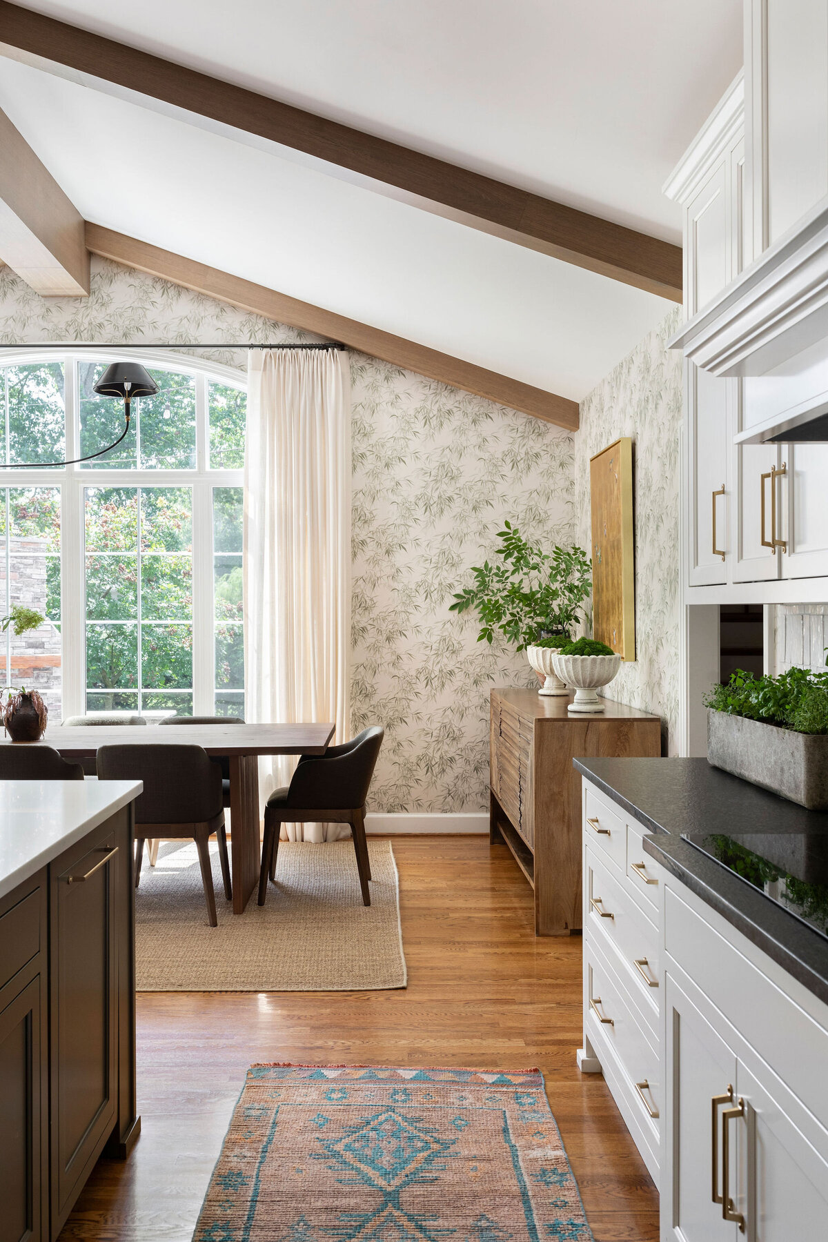 20_Inga_Casha_Interiors_5953_Sedberry_Rd