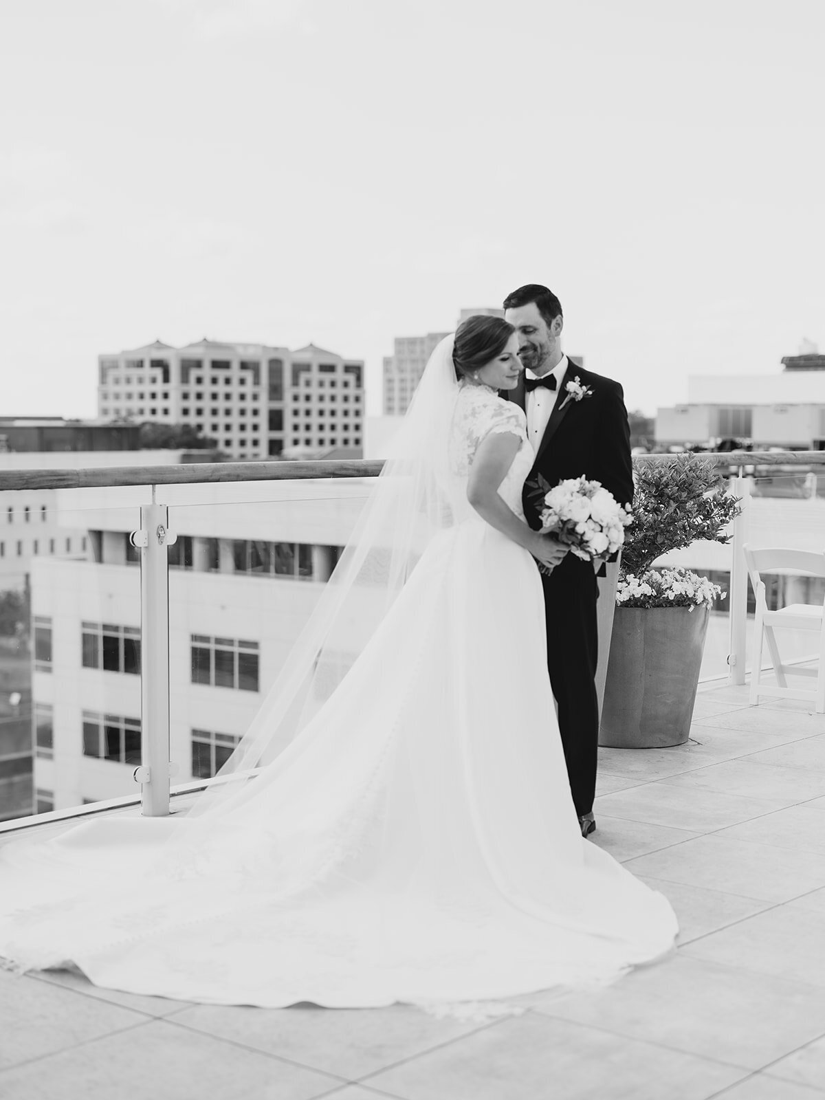 shea-gibson-mississippi-marriage-motherhood-photographer-leblanc-wedding-445