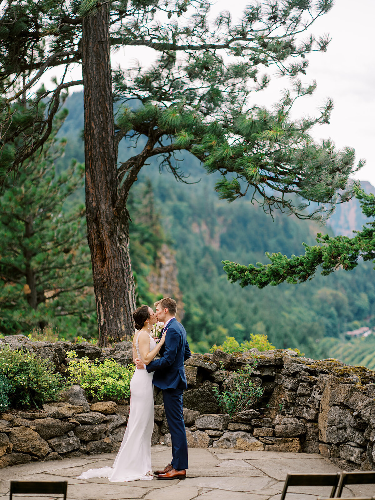 Columbia Gorge Wedding