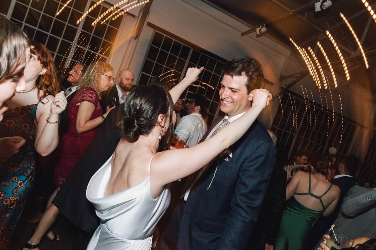 palace-of-fine-arts-gallery-308-wedding-emily-louis-ashley-carlascio-photography-1116