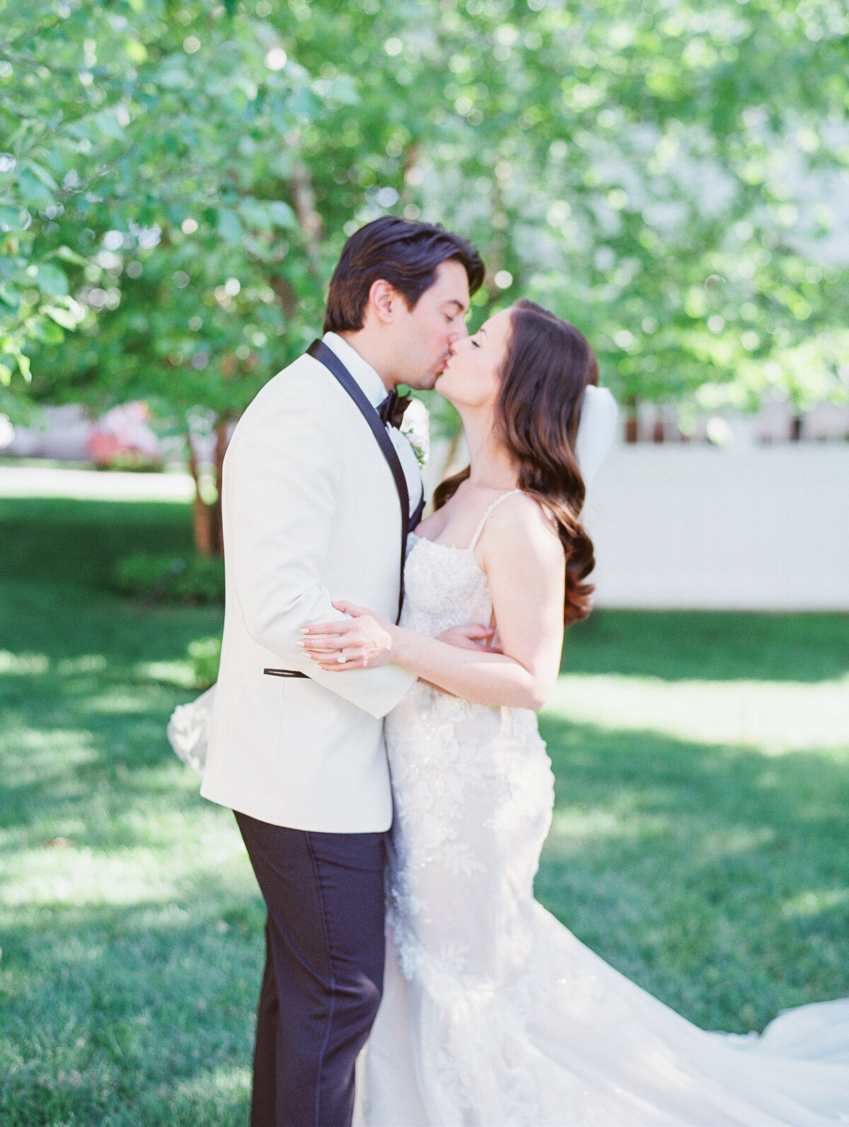 KatieTraufferPhotography-MaggieandNicoWedding-192-2