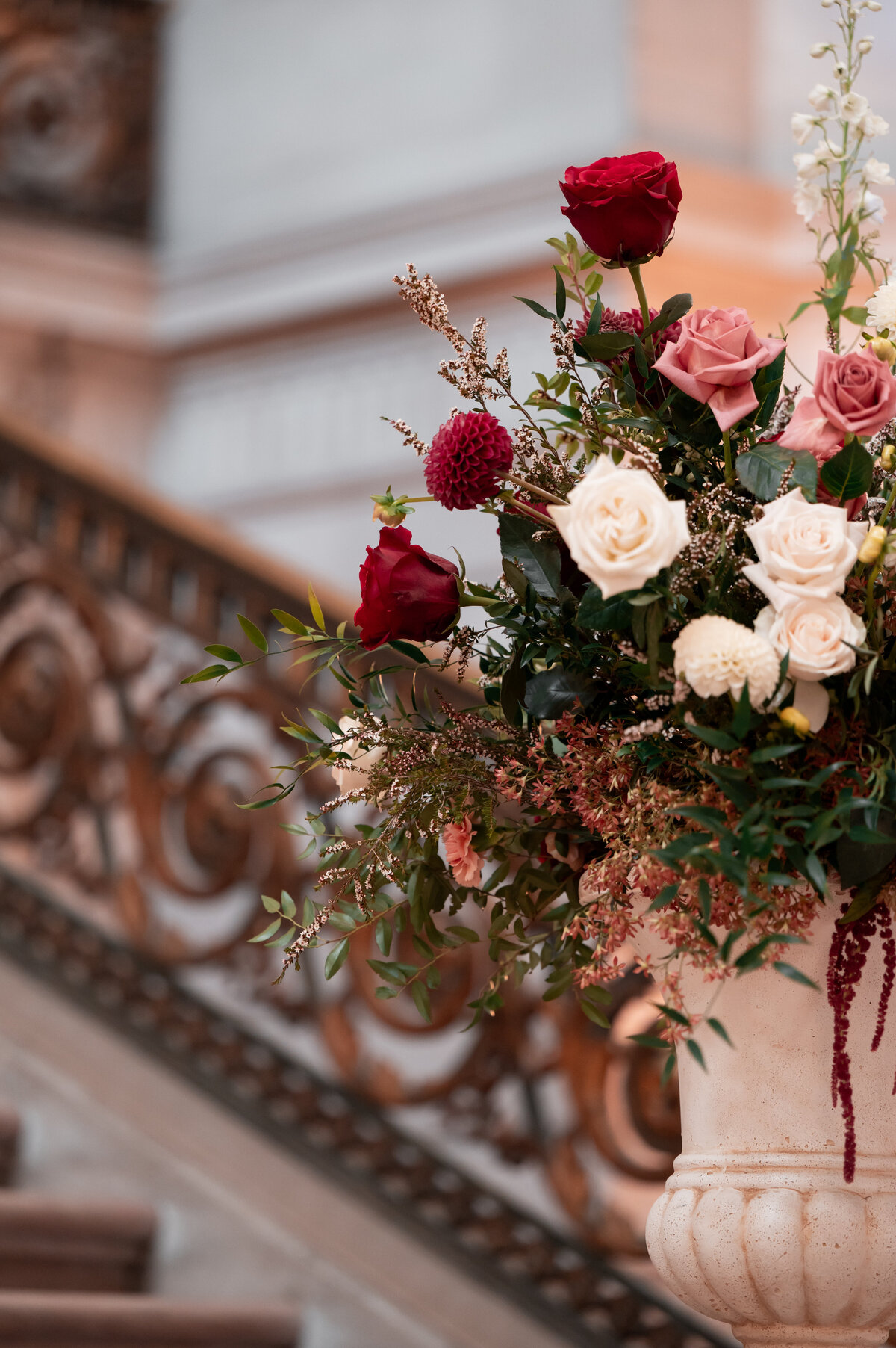 JeLauPhotographyLilyBaileySanFranciscoCityHallWedding2PP3_3820