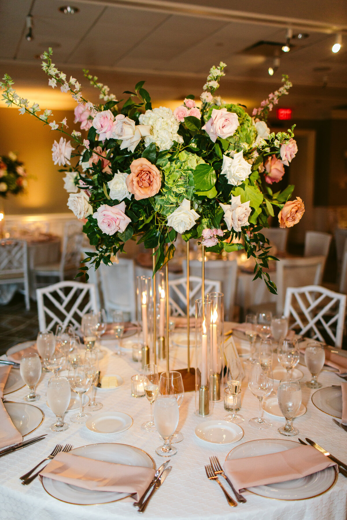 NicodemCreative-Kitty+SpencerWedding-ButterfieldCountryClub-731