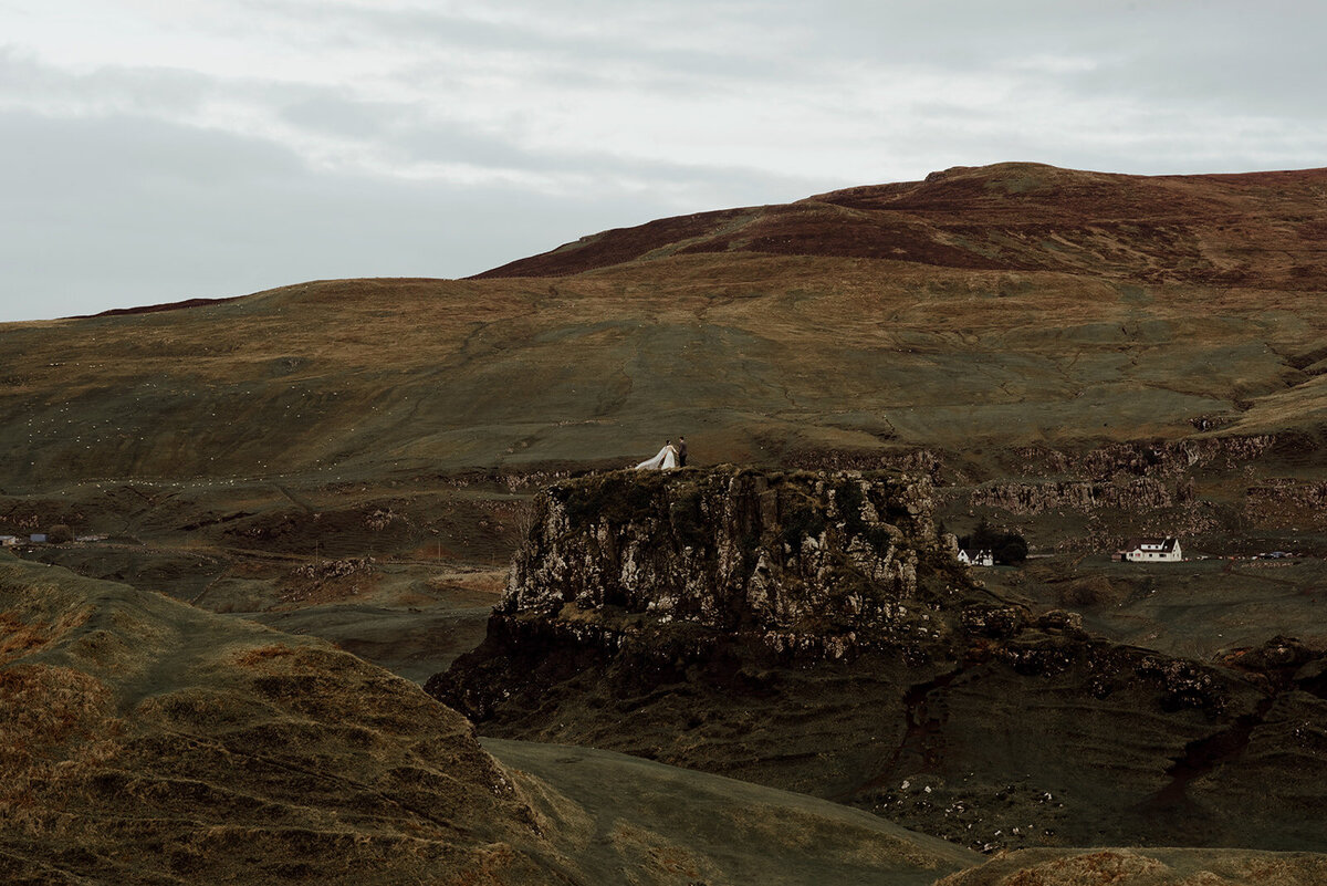 Scotland-Isle-of-Skye-Fairy-Glen-Elopement-Photographer-OneofTheseDaysPhotography-J&P-111