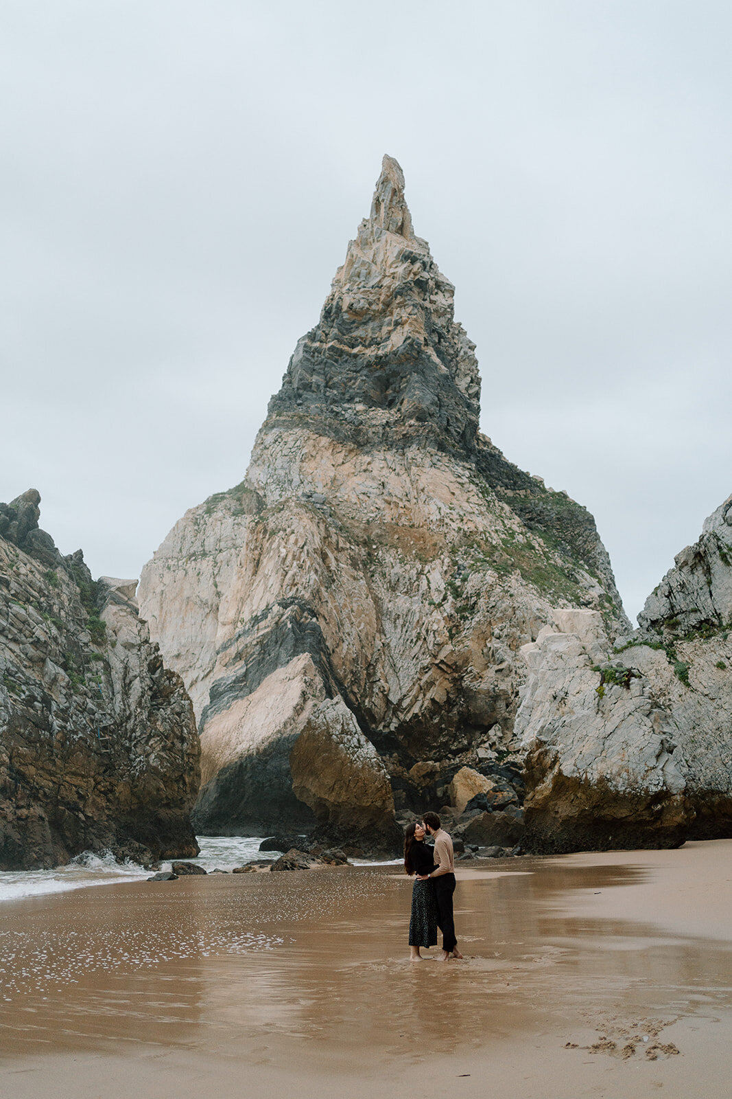 Raquel-Aidan-Portugal-Beach-Photoshoot-137_websize