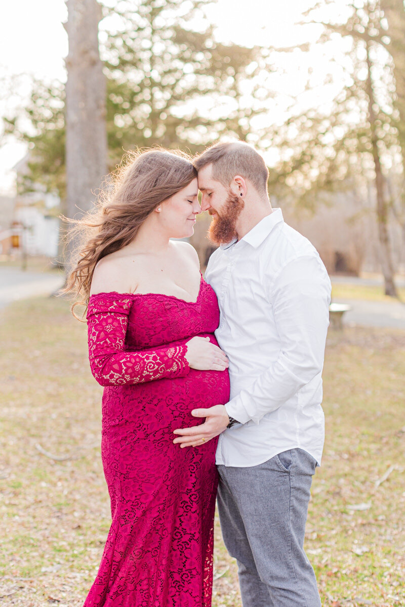 allaire state park maternity session-11