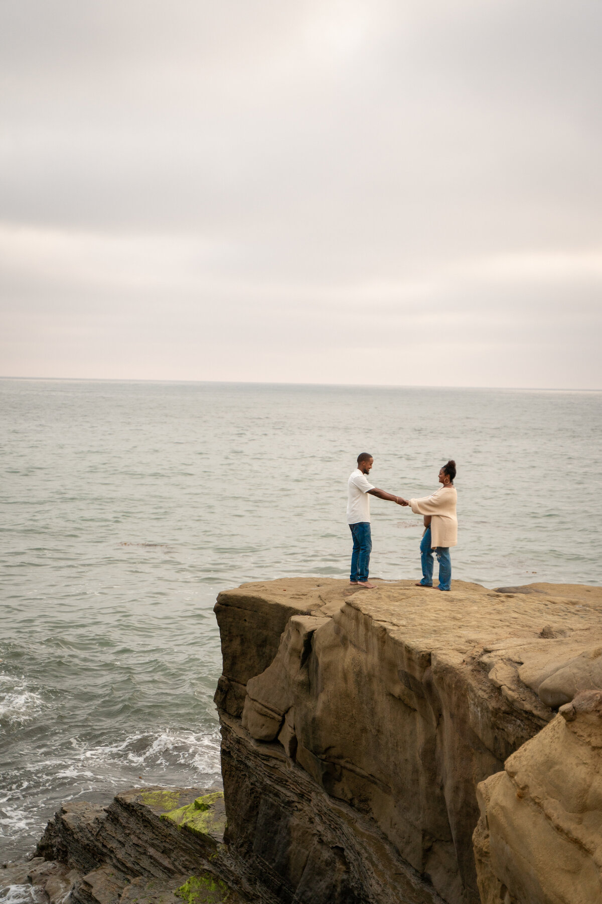 Sunset Cliffs Maternity Photos San Diego Photographer