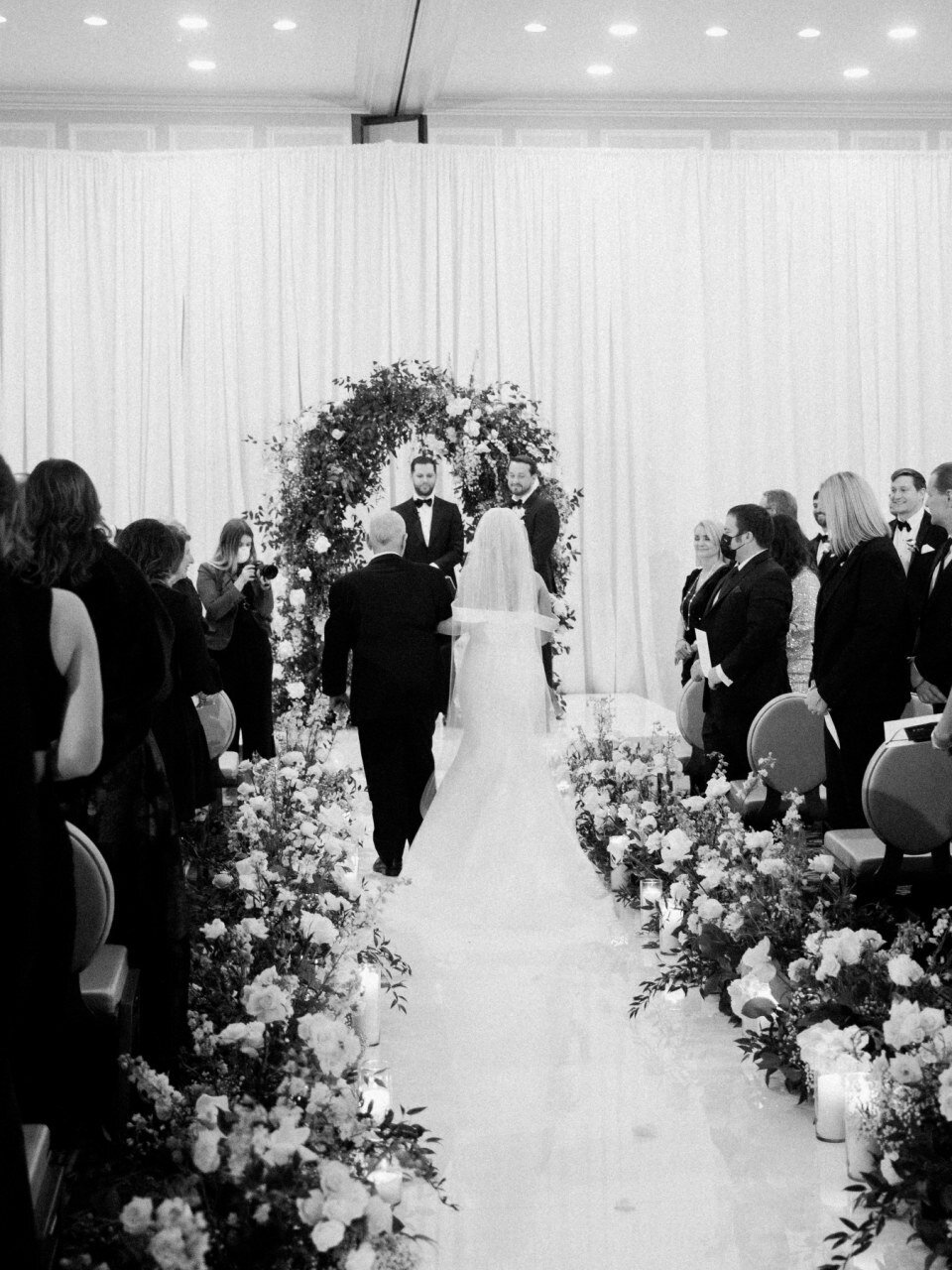 New Year’s Eve Dallas Wedding at the Adolphus  Alexa Kay Events (23)