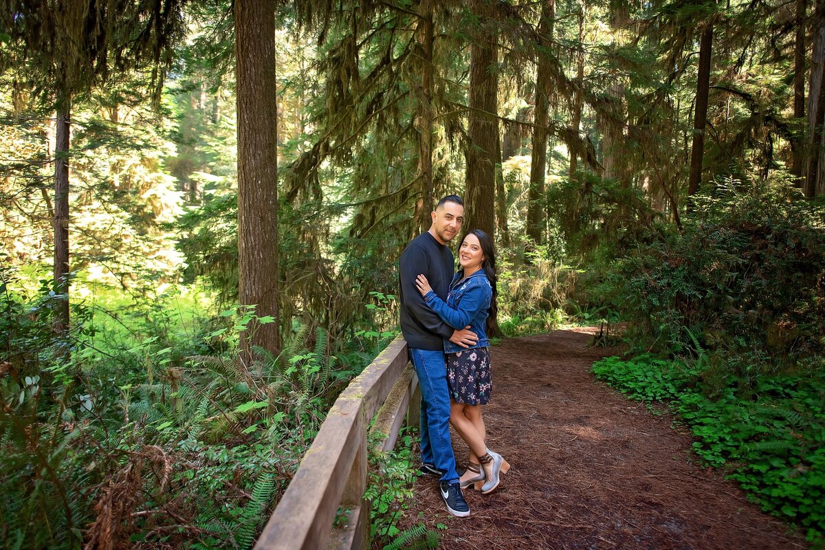 Engagement-Photographer-Avenue of the giants-redwoodsHumboldt-County-romantic-redwoods-elopement-Humboldt-redwoods_0163