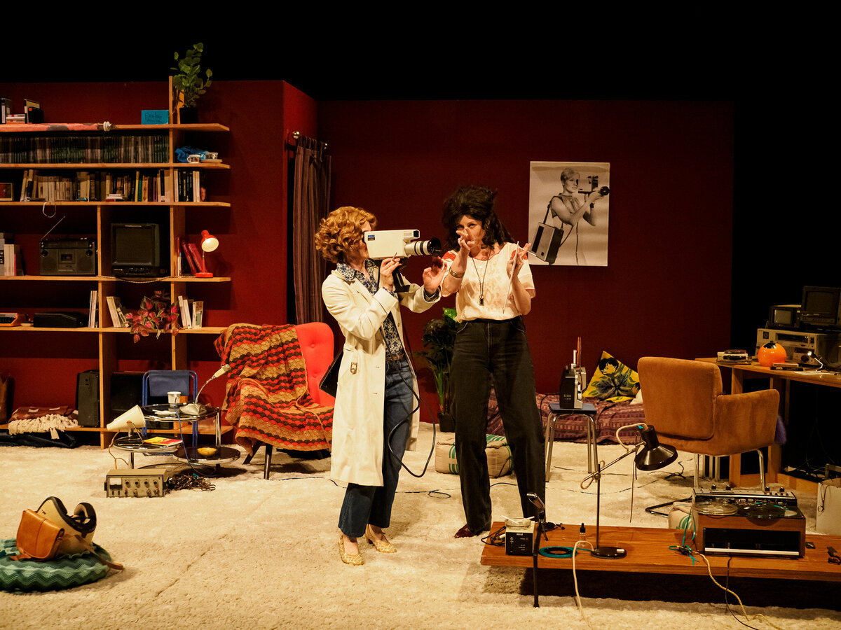 DELPHINE ET CAROLE ©Marie Charbonnier_B070015