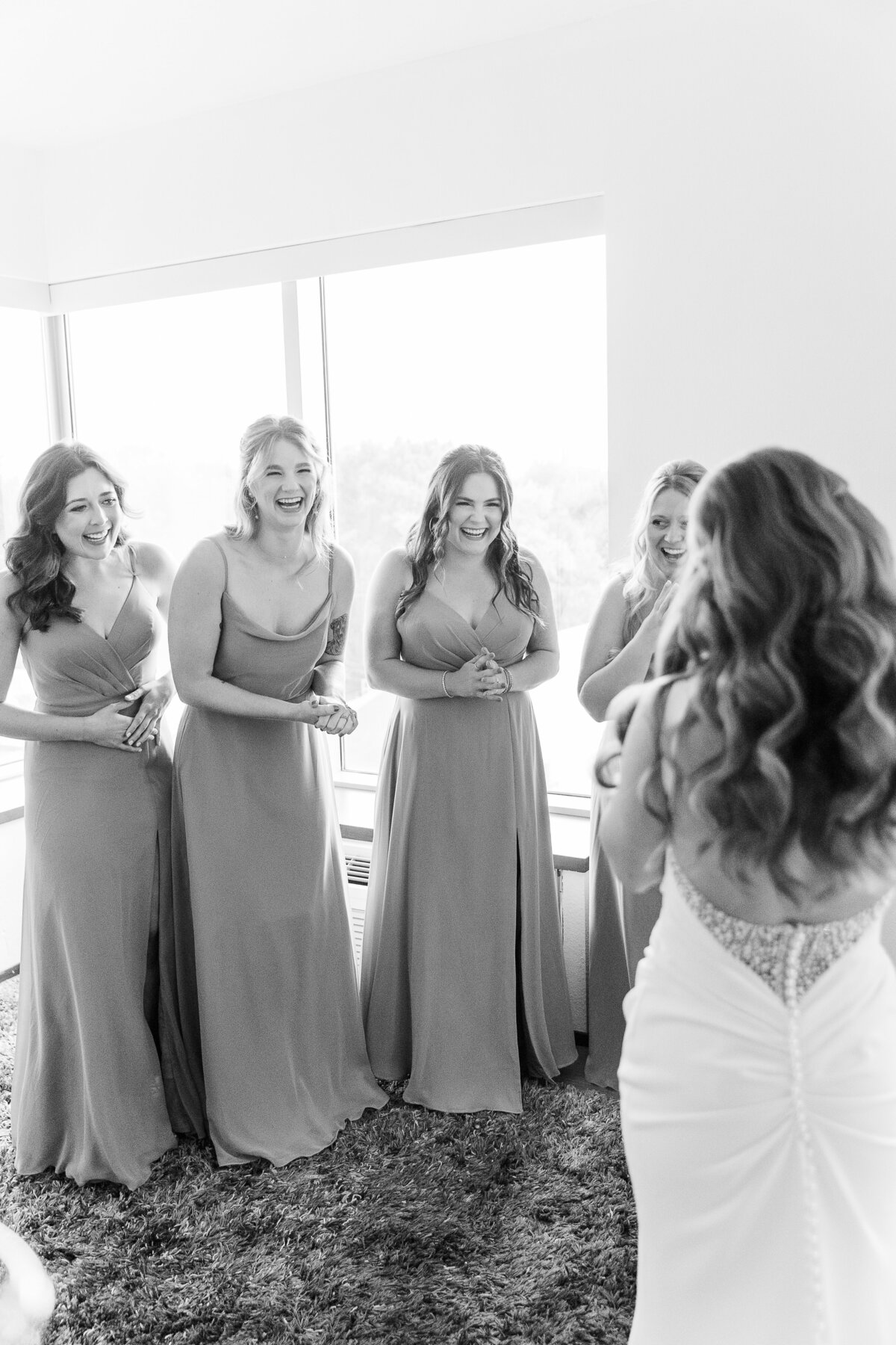 Kyle & Katie wedding sneak peeks. Bella Faith Photography 34