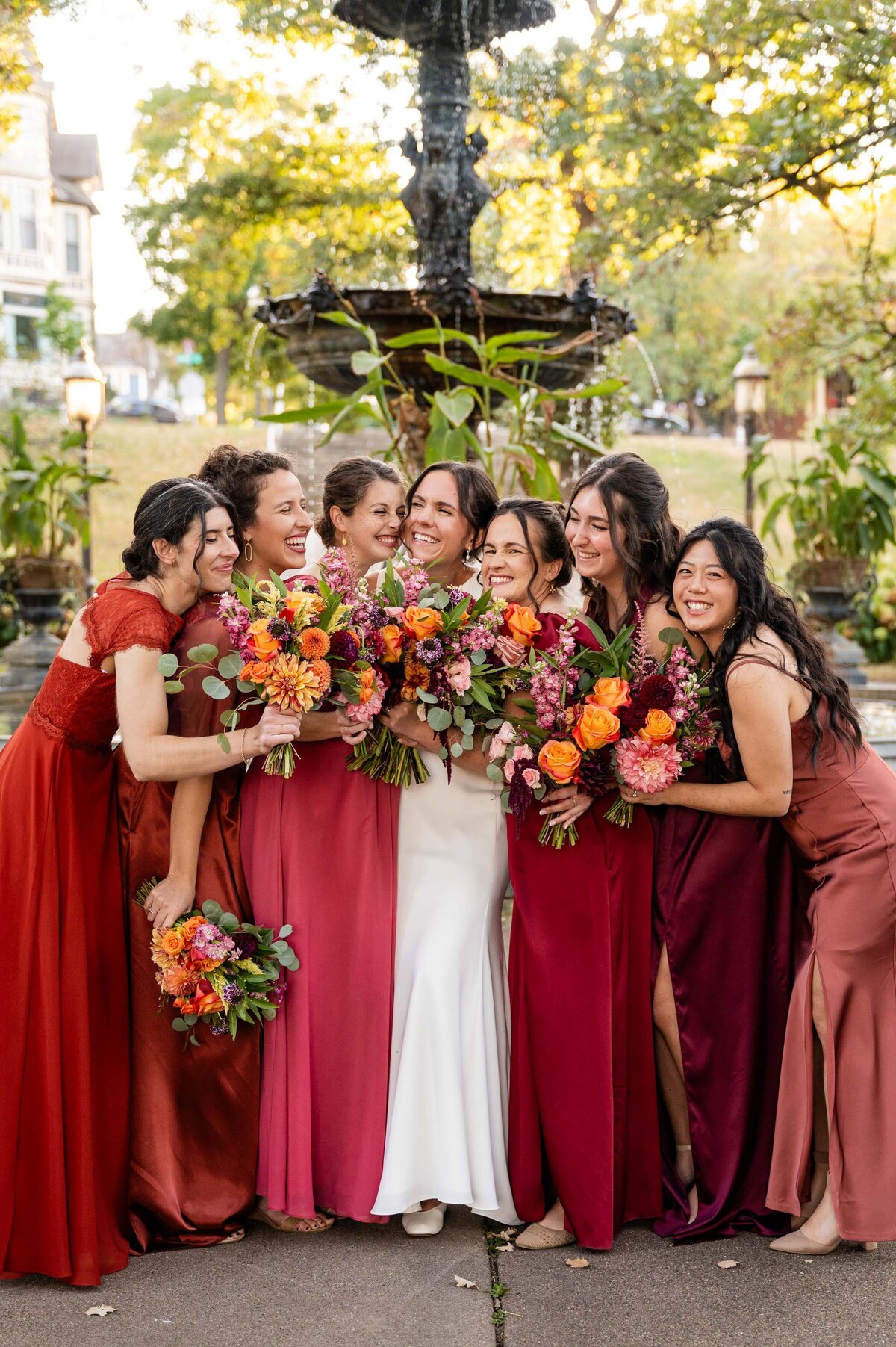 elizabeth-andrew-st-thomas-more-catholic-wedding-photo-27