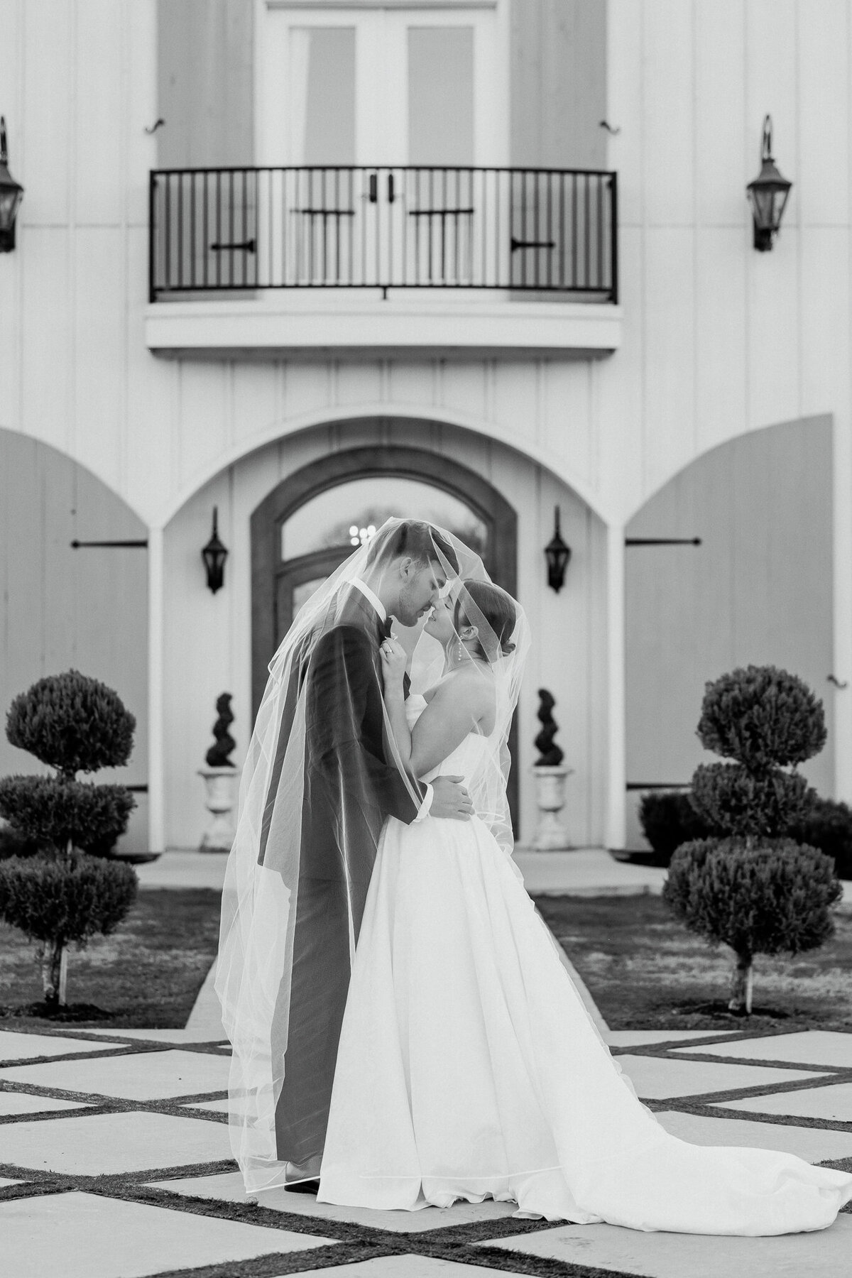 Brandi Allyse Dallas Wedding Photographer, Texas Wedding Photographer, Chicago Wedding photographer, California wedding photographer, New York wedding photographer, Fort Worth wedding photographer, Florida wedding photographer, Mexico wedding photographer