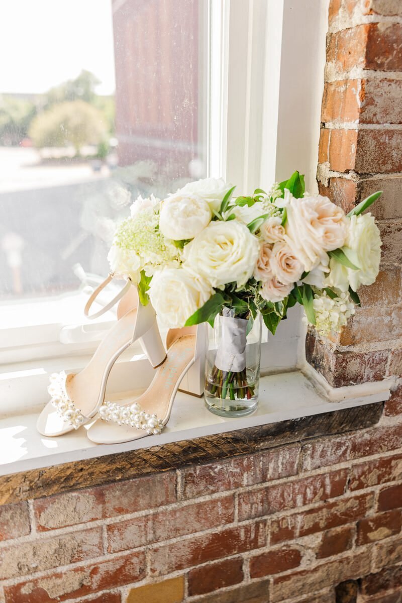 Bridal Details at The Loft on 6th, Evansville.014