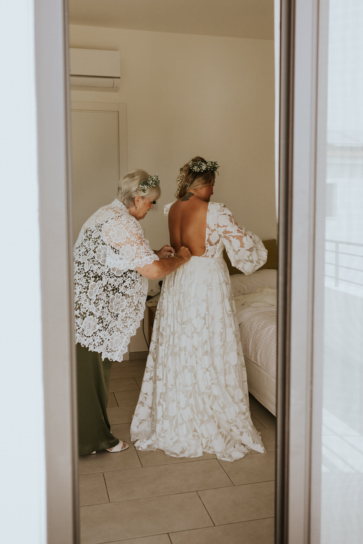 Kellyandsam_kefaloniawedding_dorsetweddingphotographer_lauradeanphotography-10-1