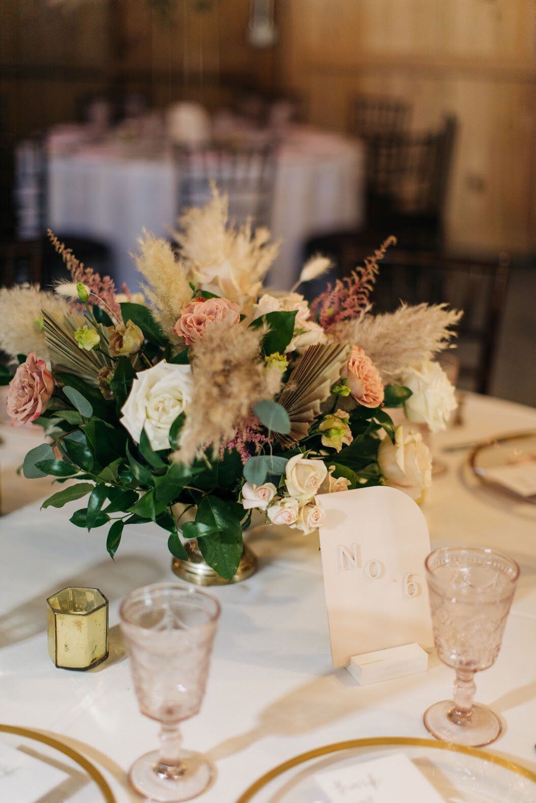 gold vase center piece