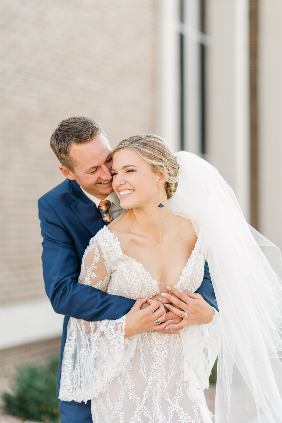 Wedding -Photographer-Minneapolis-Couple