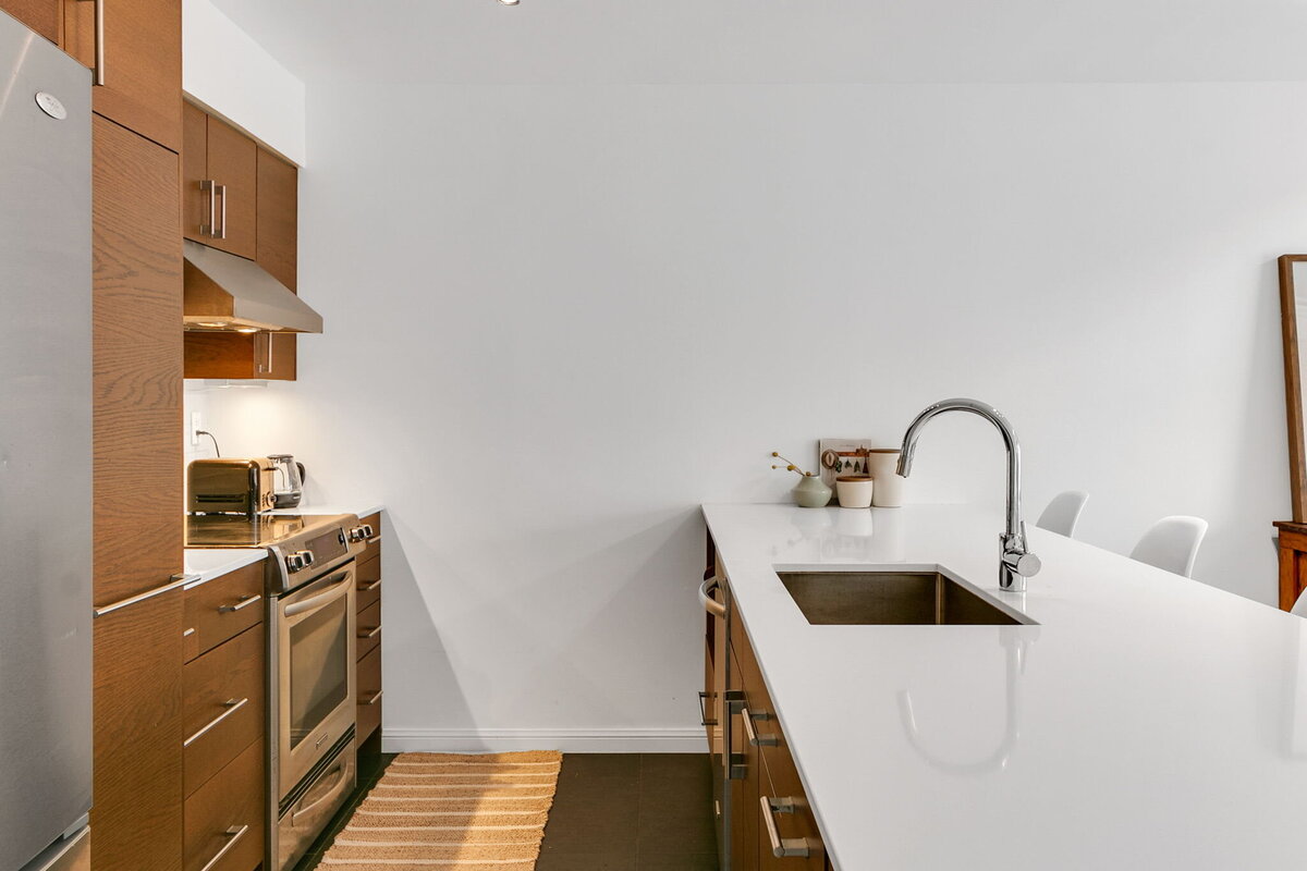 20-web-or-mls-15_004_Kitchen