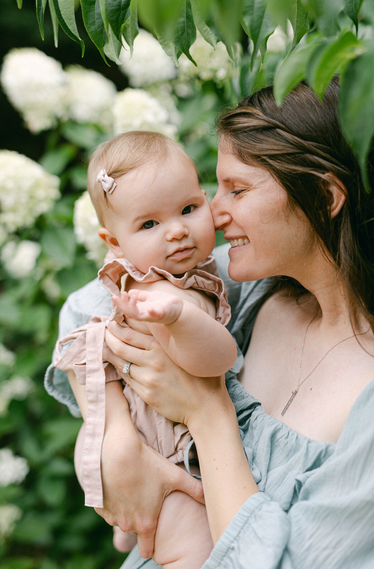 malin portraits-family photographer-knoxville-botanical gardens-brazzell-21