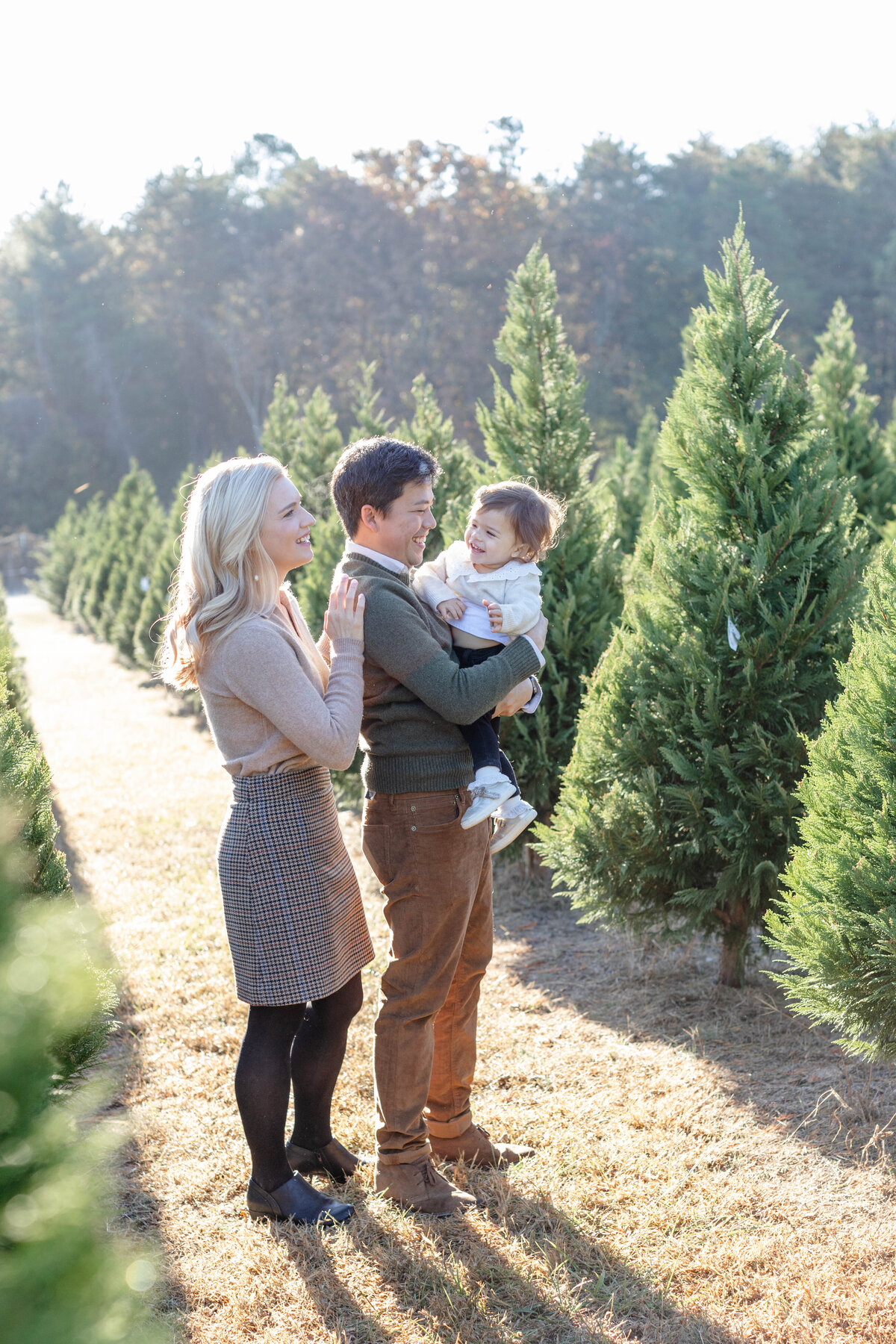 ChristmasTreeFarmMiniSessionGreenvilleSCJennyMacyPhotography-ChandlerG-21