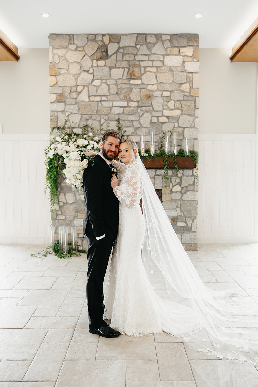 Woodis Wedding BG first look _2b portraits-122