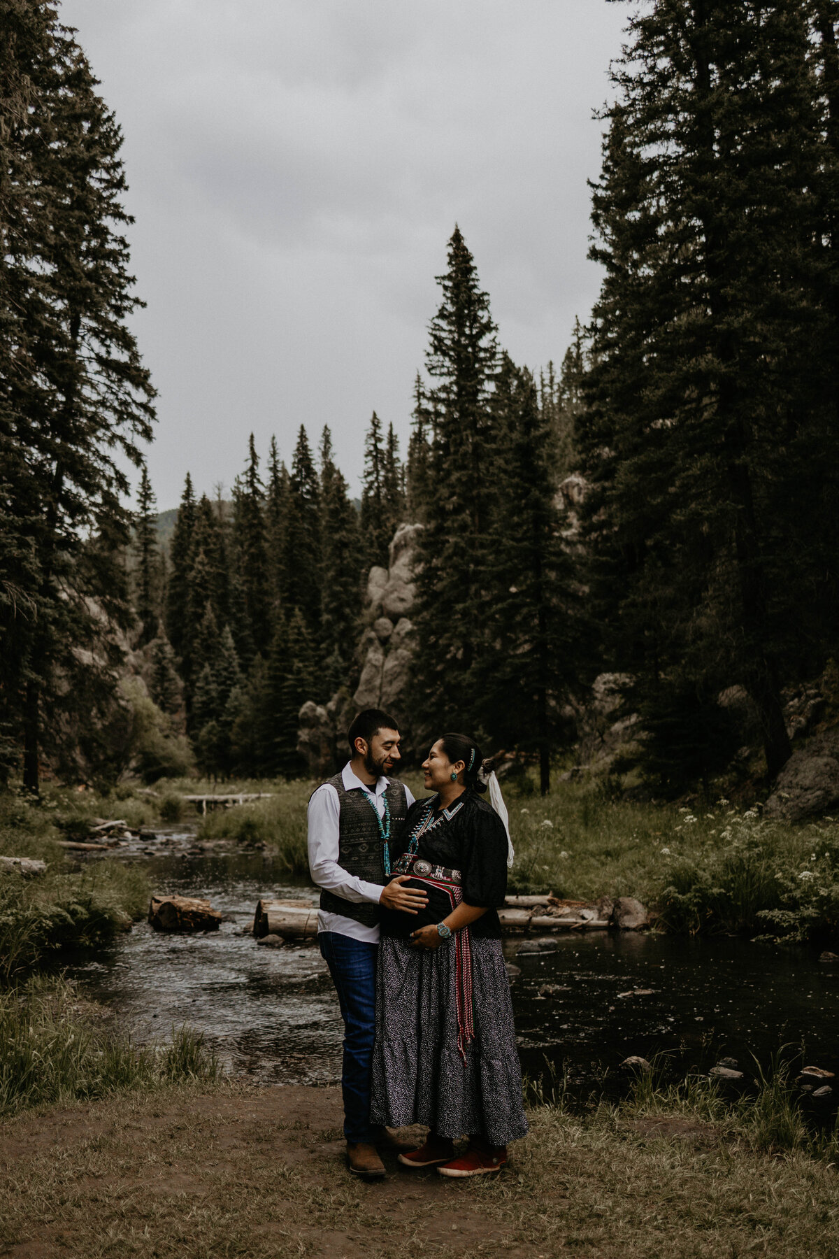 jemez-springs-new-mexico-maternity-photo-shoot-1