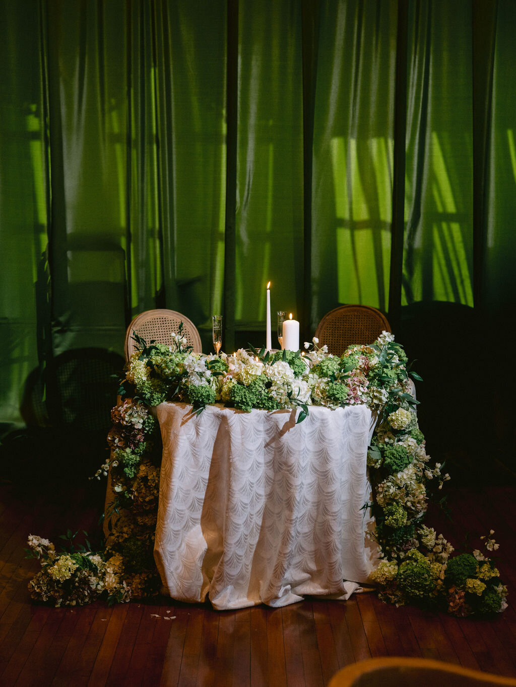 NikkiSanterre_EastCoastLuxuryWeddingPhotographer_WilmingtonWeddingSocialGracesEvents_Emma&Andy-175