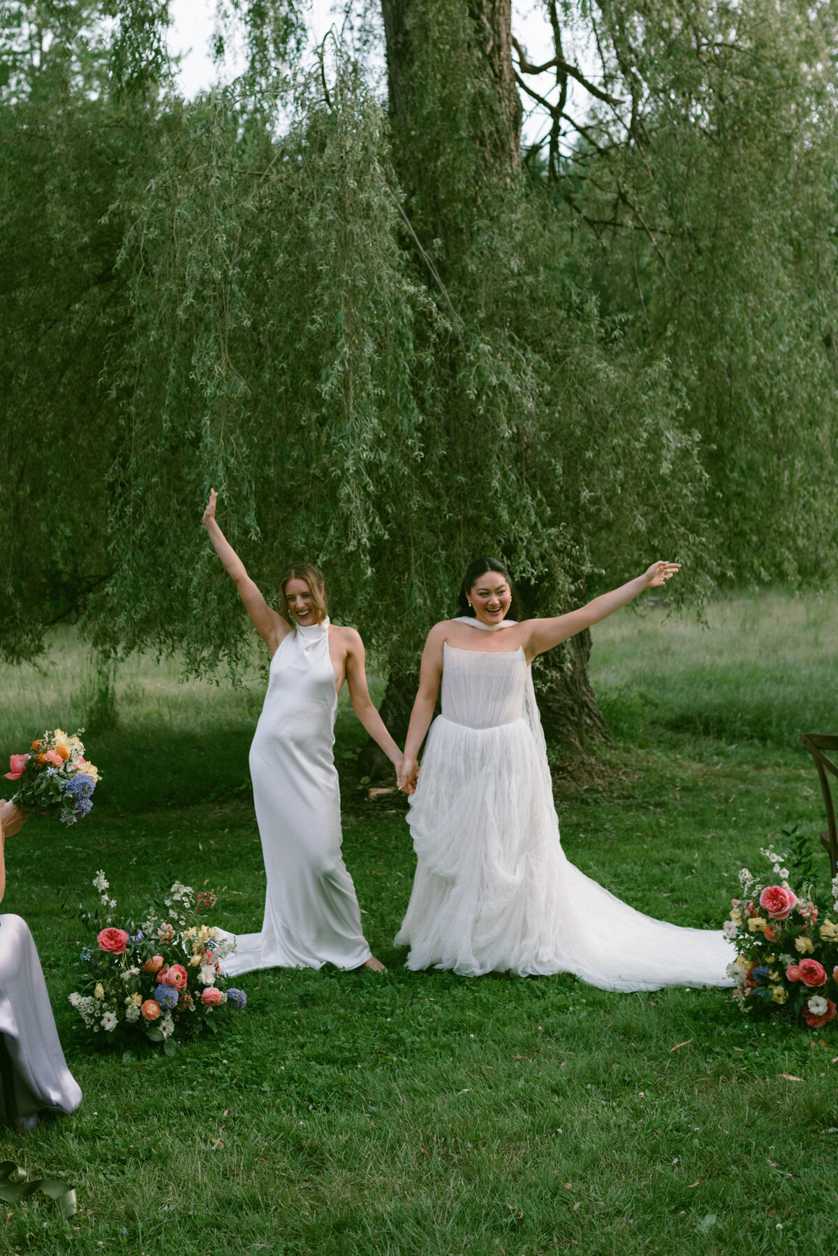 Faye-Fern-Creative-ArdentAndElm-Meaghanne-Tatiana-Hudson-Valley-Same-Sex-Wedding-Ceremony-13