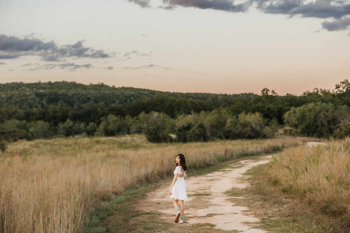 Senior-walk-down-long-road